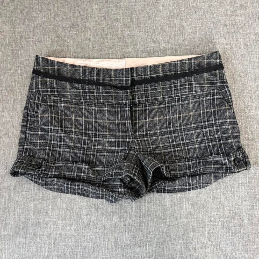 Charlotte Russe Plaid Shorts – Size 4